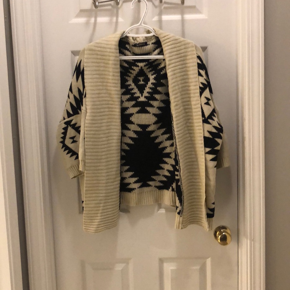 36 Points Cardigan